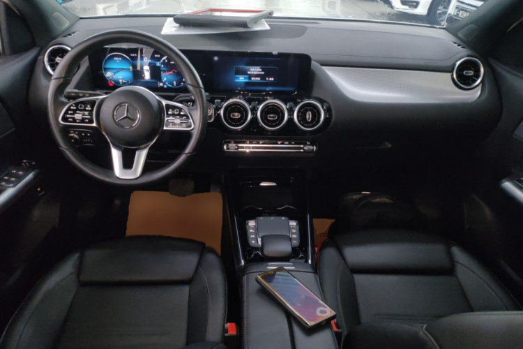 奔驰GLA 2020款 GLA 180中控内饰7002