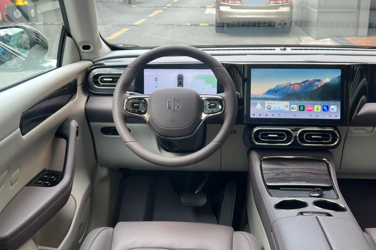 零跑汽车 零跑C11 2023款 增程 285智享版中控内饰7010