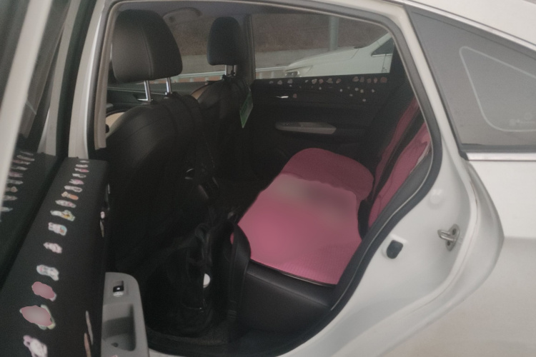 东风风神E70 2022款 500 超享版中控内饰7004