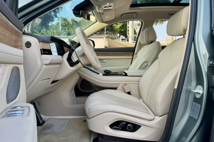 鸿蒙智行 问界M7 2024款 1.5T 智驾四驱Ultra版 5座中控内饰7001