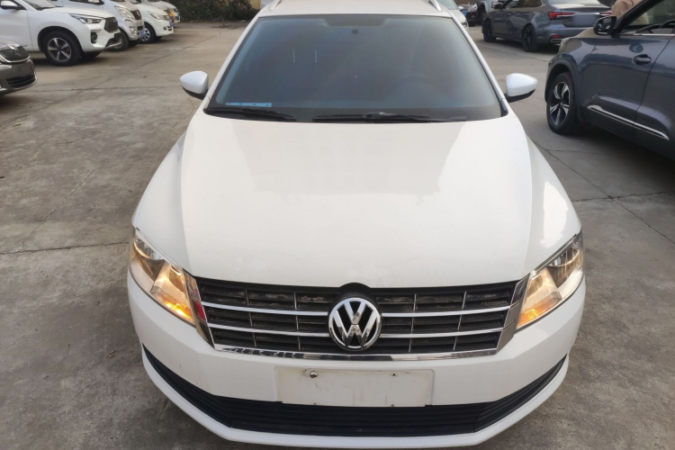 大众 朗行 2013款 1.6L 自动风尚型车身外观2