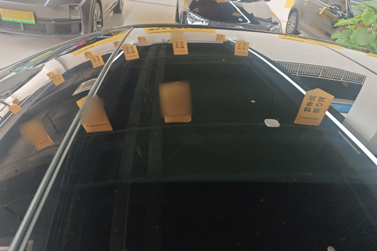 奔驰E级 2022款 改款三 E 300 L 运动时尚型局部细节57