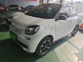 smart forfour 2016款 1.0L 52千瓦激情版