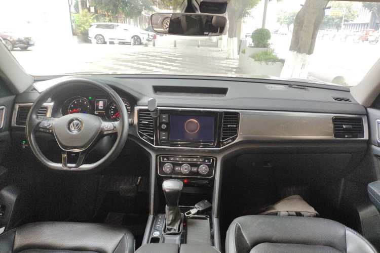 大众 途昂 2019款 330TSI 两驱豪华版 国VI中控内饰7002