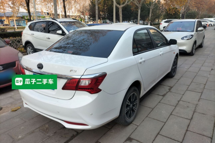 比亚迪F3 2020款 1.5L 手动豪华版车身外观7