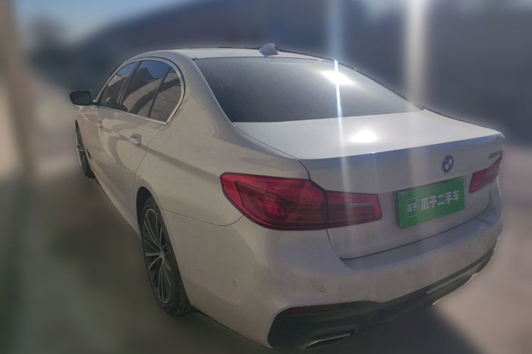 宝马5系 2020款 530Li 尊享型 M运动套装车身外观6003