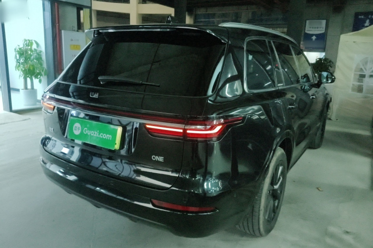 理想汽车 理想ONE 2021款 增程6座版车身外观7