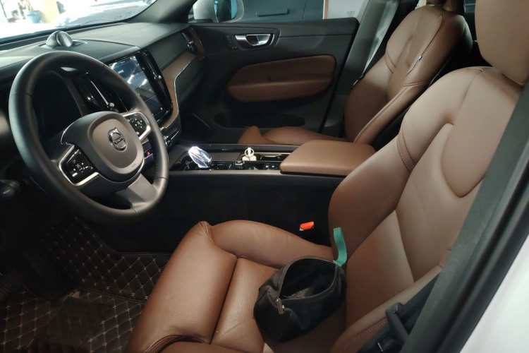 沃尔沃XC60 2024款 B5 四驱智远豪华版局部细节19