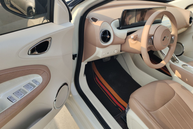 五菱汽车 五菱缤果 2025款 333km 灵犀互联款中控内饰20