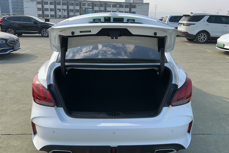 名爵 MG5 2023款 180DVVT CVT豪华版局部细节23