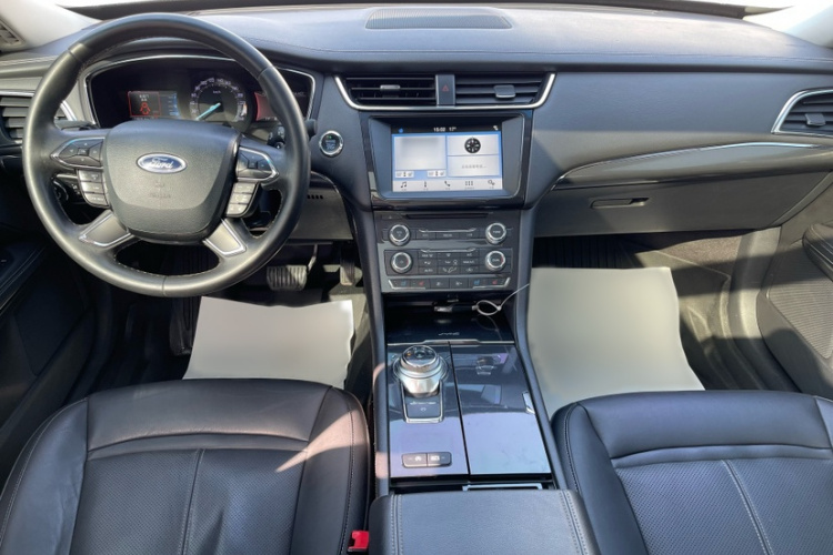 福特 金牛座 2018款 EcoBoost 245 时尚型 国V车身外观6010