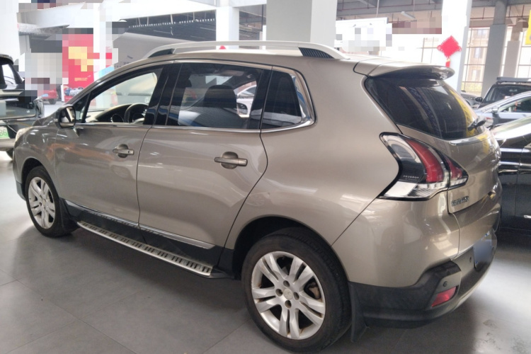 标致3008 2016款 2.0L 自动标准版车身外观4