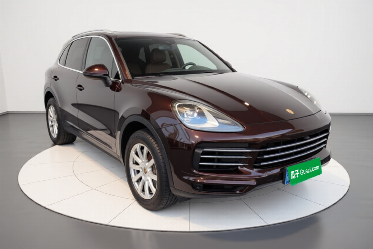 保时捷 2019款 Cayenne 3.0T车身外观3