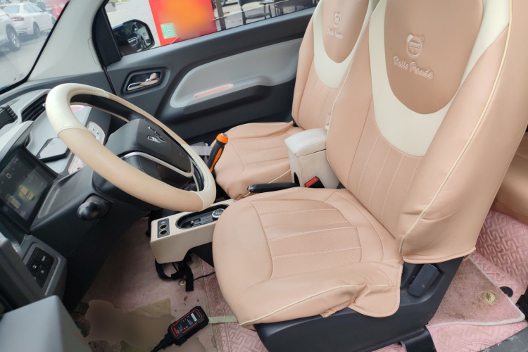 五菱汽车 宏光MINIEV 2022款 马卡龙臻享款 三元锂中控内饰19