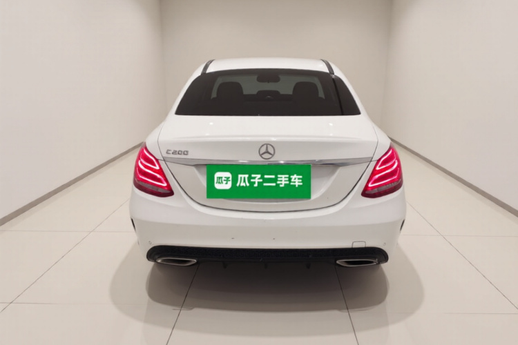 奔驰C级 2016款 C 200 运动版车身外观6