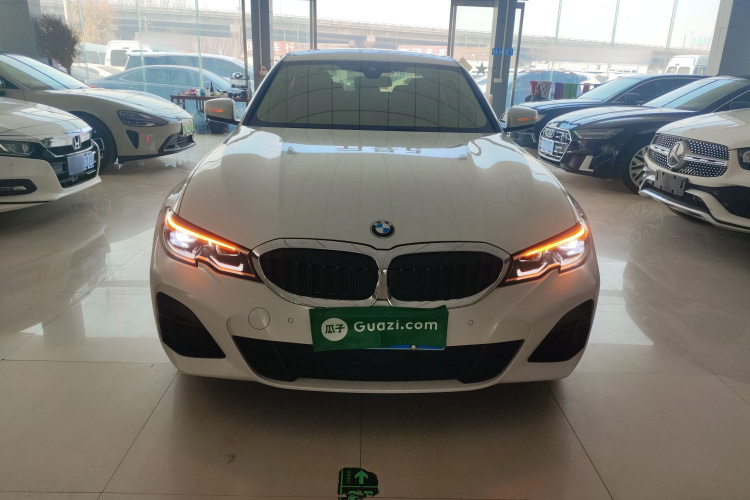 宝马3系 2021款 改款二 325Li M运动套装车身外观2