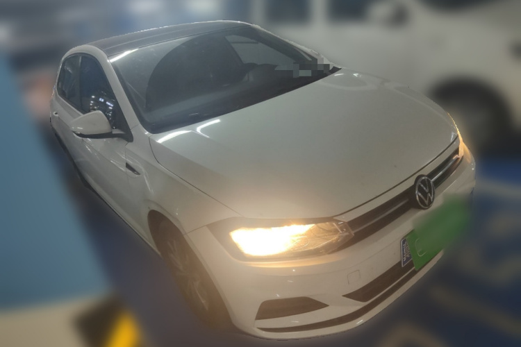 大众 Polo 2021款 Plus 1.5L 自动炫彩科技版车身外观3