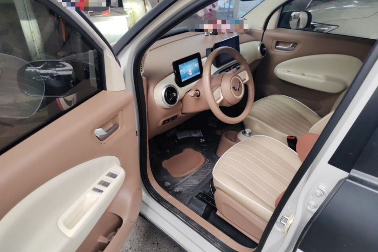 五菱汽车 宏光MINIEV 2025款 四门版 臻享+款中控内饰20