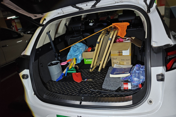 比亚迪 唐新能源 2018款 DM 2.0T 全时四驱智联创享型 7座 国V中控内饰23