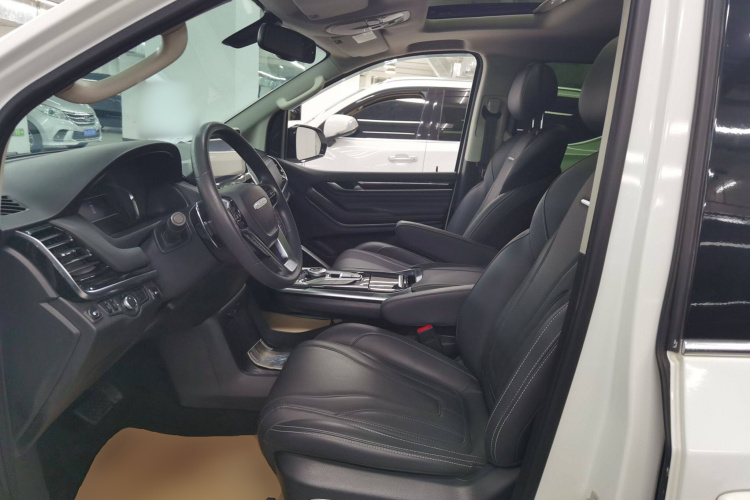 上汽大通MAXUS 大通G20 2021款 改款 PLUS 2.0T 汽油自动豪华版局部细节19