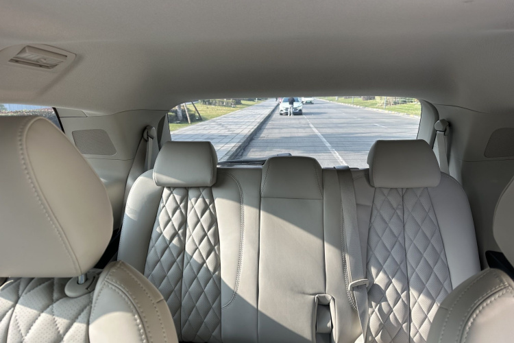 别克GL8 2023款 陆上公务舱 智享型中控内饰7006