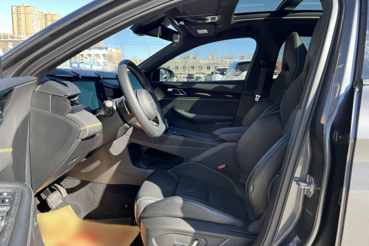 领克03 2023款 1.5TD DCT劲Pro中控内饰7005