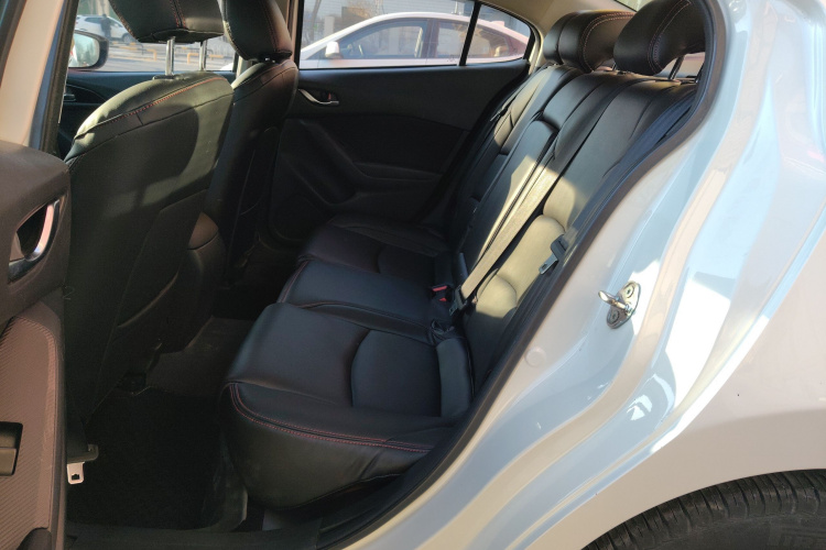 马自达3 昂克赛拉 2016款 三厢 1.5L 自动舒适型中控内饰21