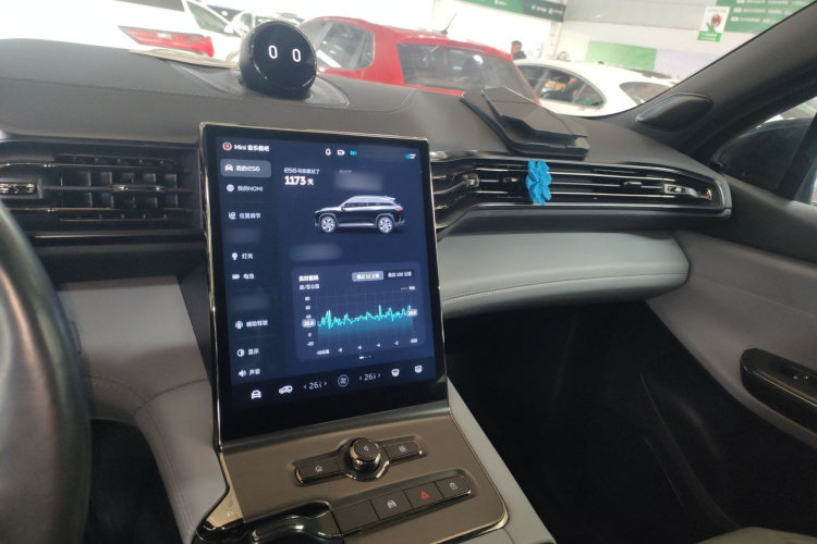 蔚来ES6 2022款 75kWh 运动版中控内饰7002