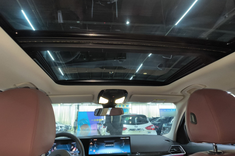 宝马3系 2024款 325Li M运动套装局部细节22