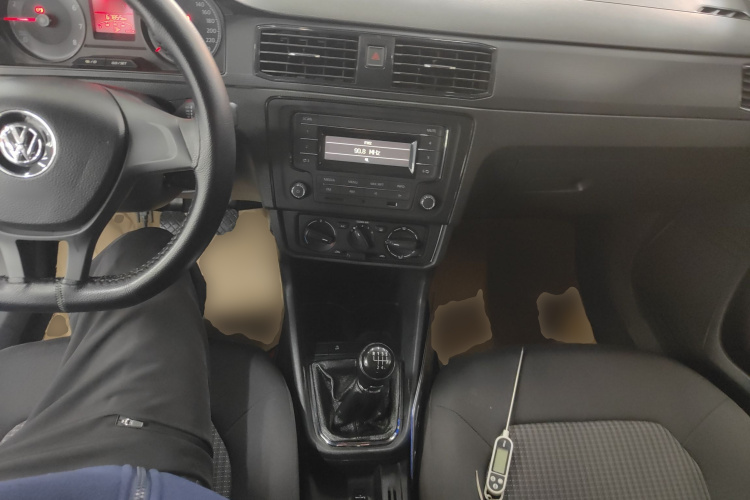 大众 桑塔纳 2021款 1.5L 手动风尚版中控内饰12