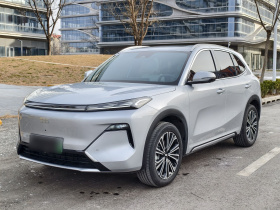 吉利银河 银河星舰7 EM-i 2025款 120km 领航版