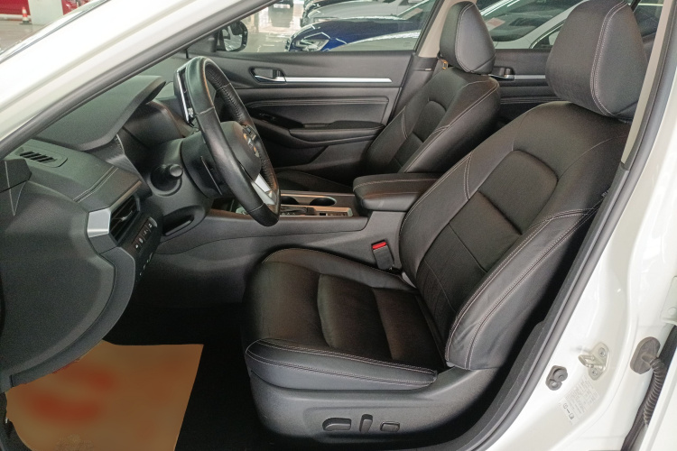 日产 天籁 2020款 2.0T XL Upper AD1 智享领航版中控内饰19