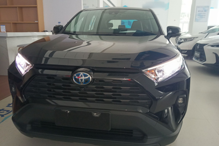 丰田 RAV4荣放 2023款 双擎 2.5L E-CVT两驱精英版车身外观2