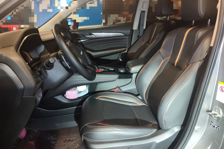 哈弗F7 2021款 2.0T 两驱i范中控内饰19