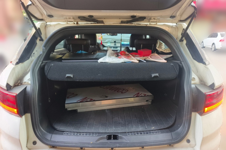 陆风X7 2015款 2.0T 全景尊贵版中控内饰23