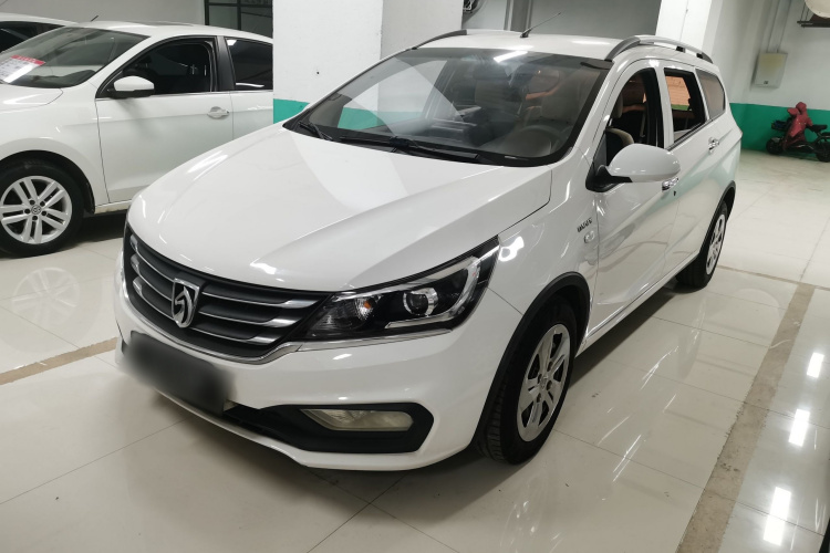 宝骏310W 2017款 1.5L 手动舒适型 国V车身外观1