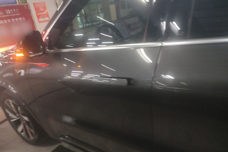 理想汽车 理想L8 2023款 Pro车身外观4