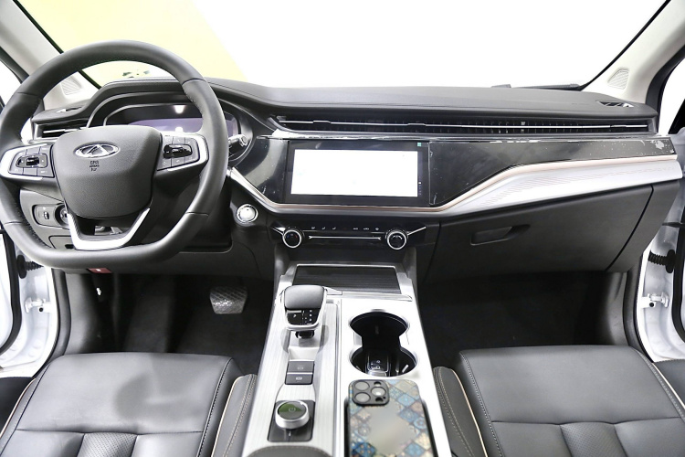 奇瑞 艾瑞泽5 PLUS 2023款 1.5T CVT享PLUS中控内饰7002