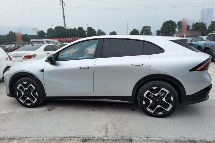 小鹏G7 2025款 702 超长续航 Ultra车身外观4