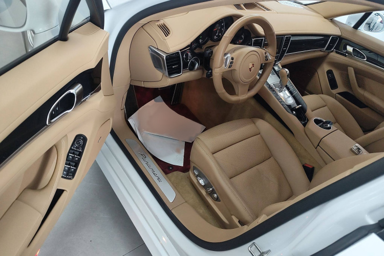 保时捷 2014款 Panamera 3.0T中控内饰7003