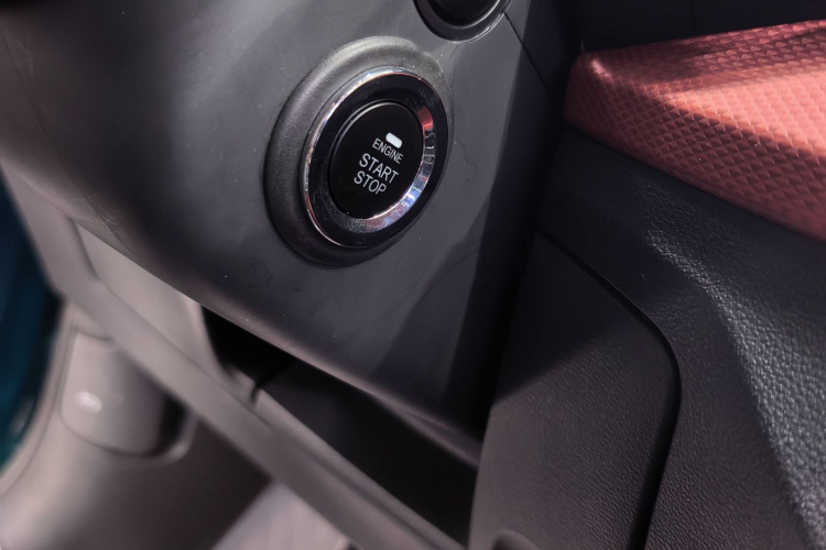 奥迪Q2L 2018款 35 TFSI 时尚动感型 国VI中控内饰7008