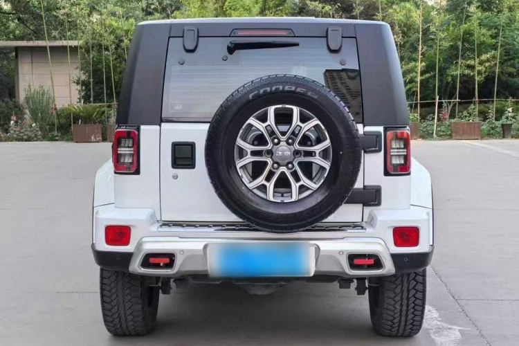 北京BJ40 2020款 2.0T 自动四驱致敬2020版侠客型车身外观6004