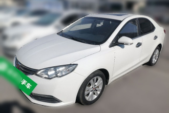 荣威360 2015款 1.5L 自动豪华版