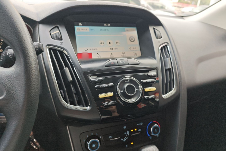 福特 福克斯 2017款 两厢 1.6L 自动舒适型智行版局部细节16