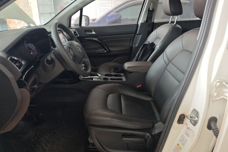 广汽传祺 传祺GS4 2017款 235T G-DCT两驱精英版局部细节19