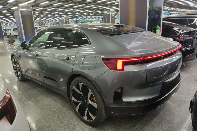 Polestar极星 Polestar 4 2025款 性能版车身外观6005