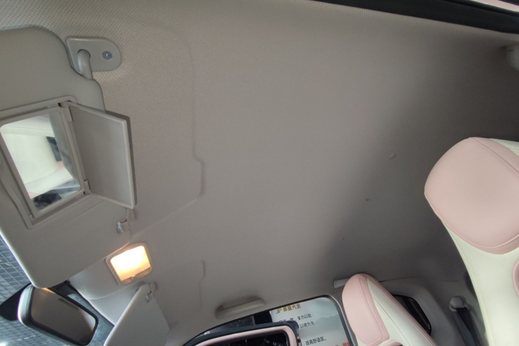 五菱汽车 宏光MINIEV 2021款 马卡龙夹心款 120km 三元锂局部细节22