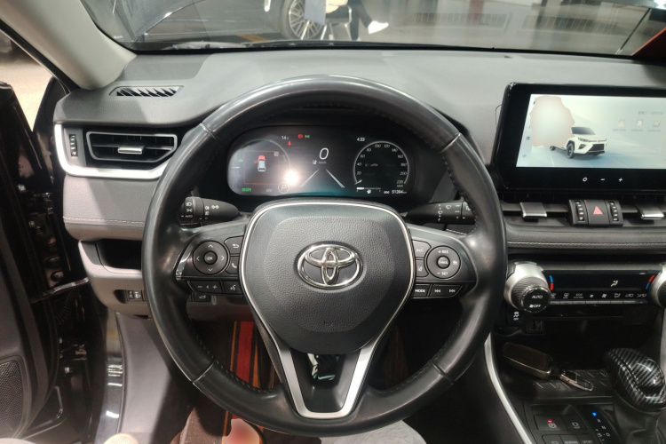 丰田 威兰达 2023款 双擎 2.5L E-CVT四驱豪华PLUS版中控内饰13