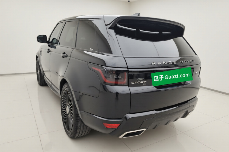 路虎 揽胜运动版 2020款 3.0 L6 HSE DYNAMIC车身外观5