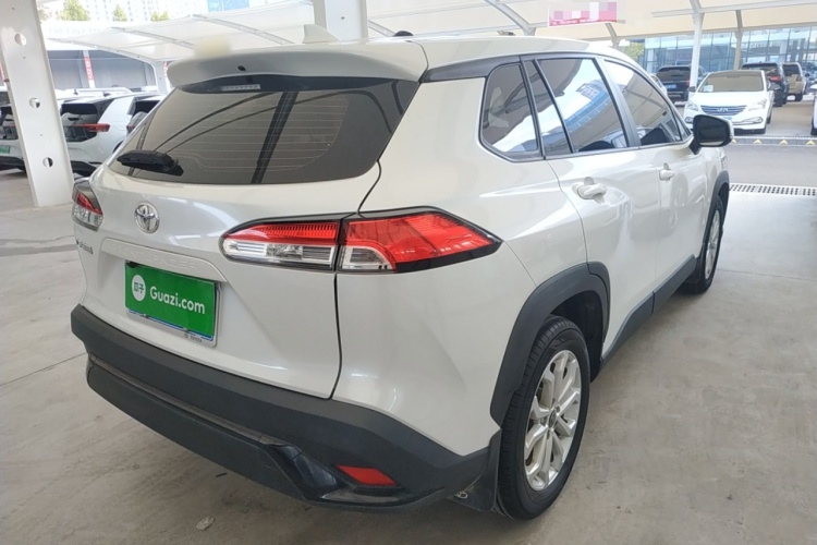 丰田 锋兰达 2022款 2.0L CVT精英版车身外观7